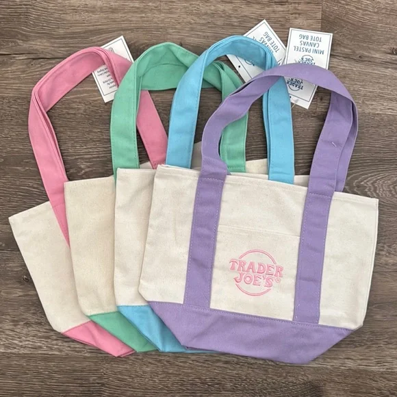 Trader Joe’s Canvas Tote Bag Set (4) - Picture 1 of 5
